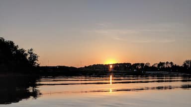 A beautiful and relaxing place. Perfect place to unwind.