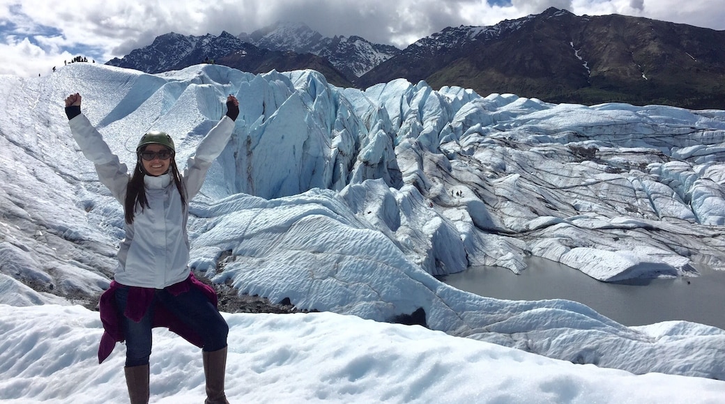The Matanuska Glacier is the largest glacier in Alaska that can be reached by vehicle. It is located north-east of Anchorage and the drive is about 2 hours of pure beauty.
Make sure you reserve your glacier hiking/climbing tour in advance. This experience is out of this world!
#Alaska #glacierhiking #winteriscoming #exploring #ice
