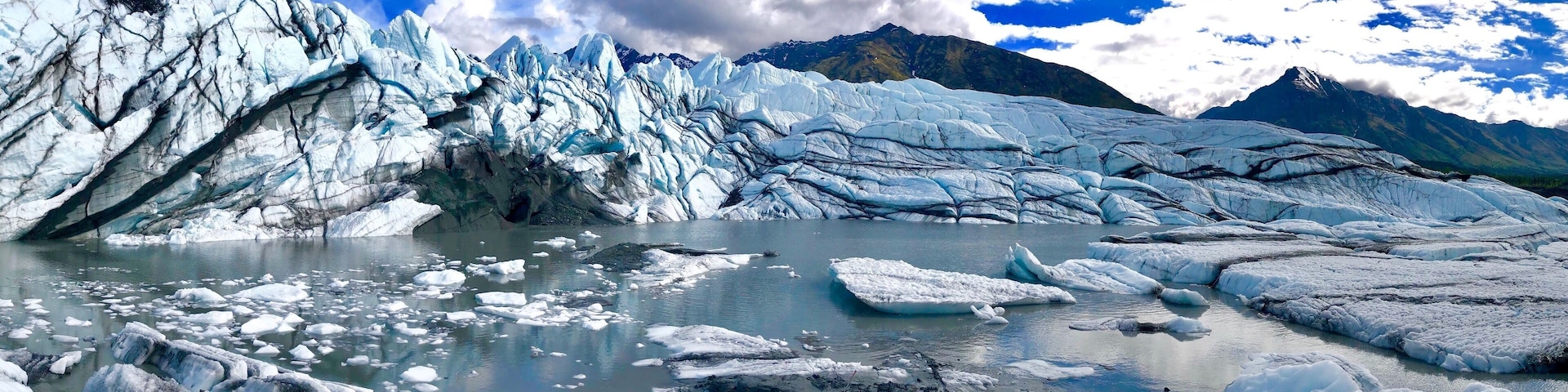 Matanuska Glacier
_
#Adventure #MatanuskaGlacier