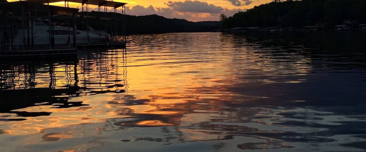 I think this is what it's all about folks. #waterlust #lakeoftheozarks #Missouri #sunset #goldenhour #weekendgetaway #Summer15
Facts about this location: http://www.lifestylesofthelake.com/Web/AR302505/CustomContent/index/5065365