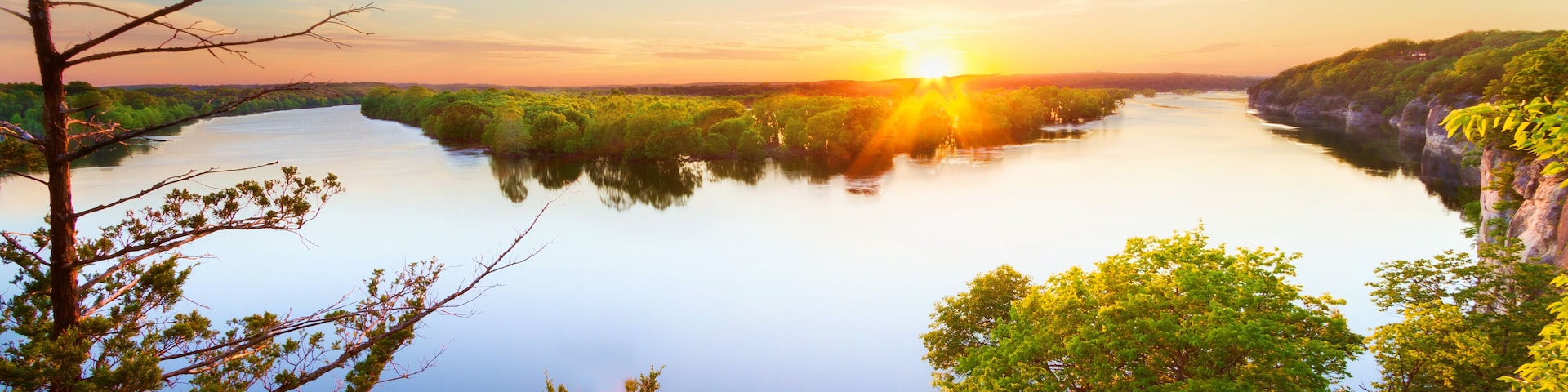 Sunset from where the Sac River and the Osage River comes together at Truman Lake in the Ozarks of Missouri. This is at Osceola, Missouri, Shutterstock ID 647973886, purchase_order: SP-1269 HA 2018 B
