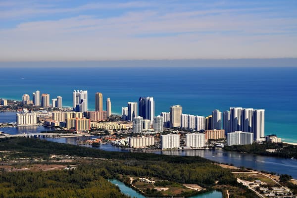 Sunny Isles Beach; Shutterstock ID 81948001