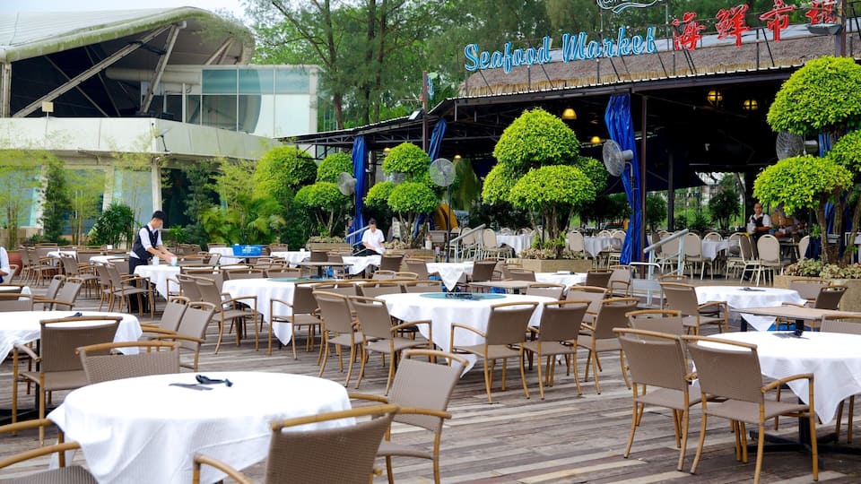 Johor Bahru showing cafe lifestyle