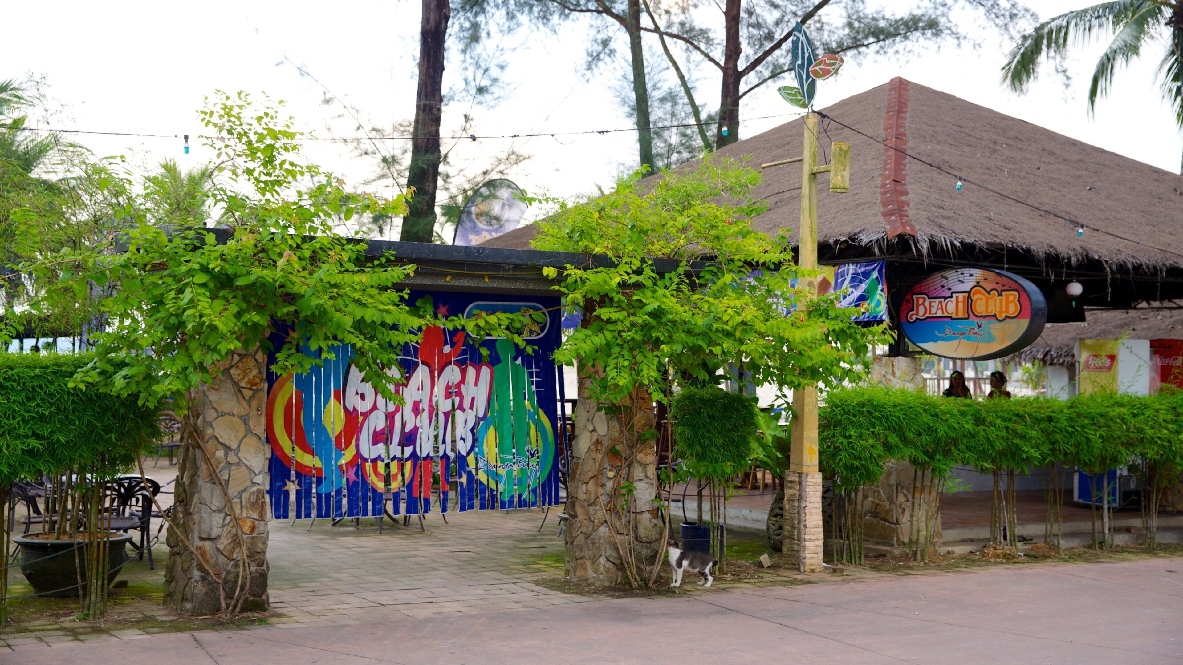 Johor Bahru inclusief bewegwijzering en een bar