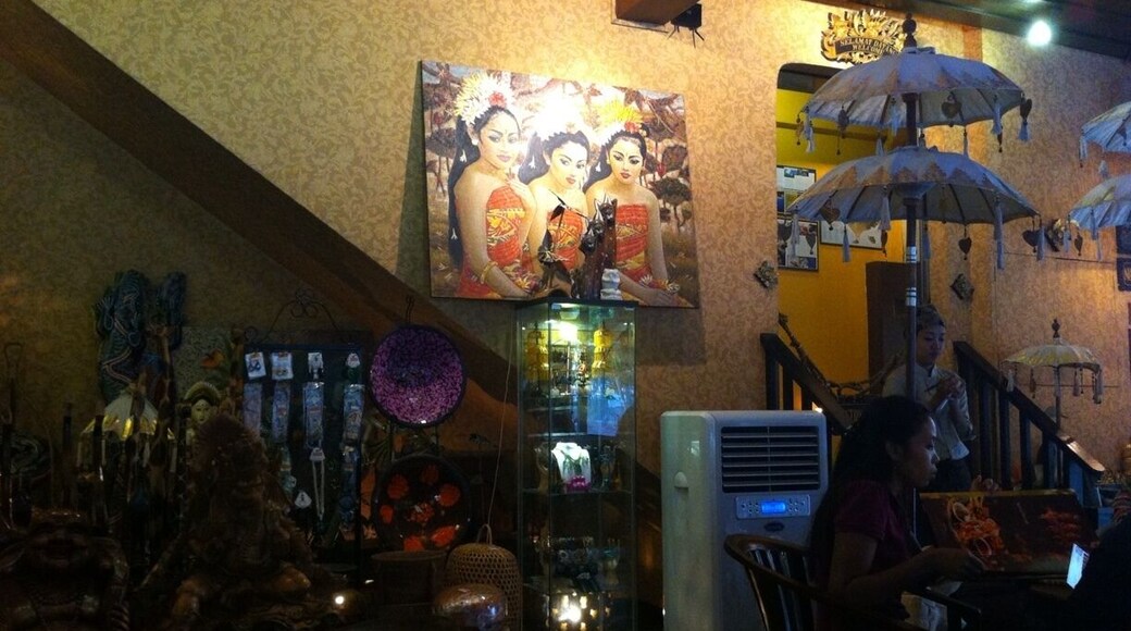 Balinese food - very big portion