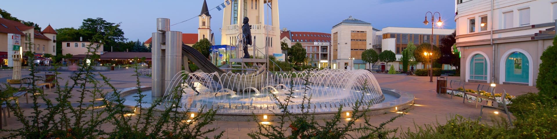 Siófok das einen Platz oder Plaza, Monument und historische Architektur