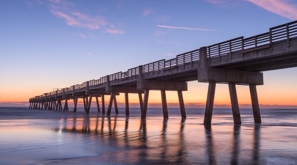 Jacksonville Pier in Jacksonville, Florida