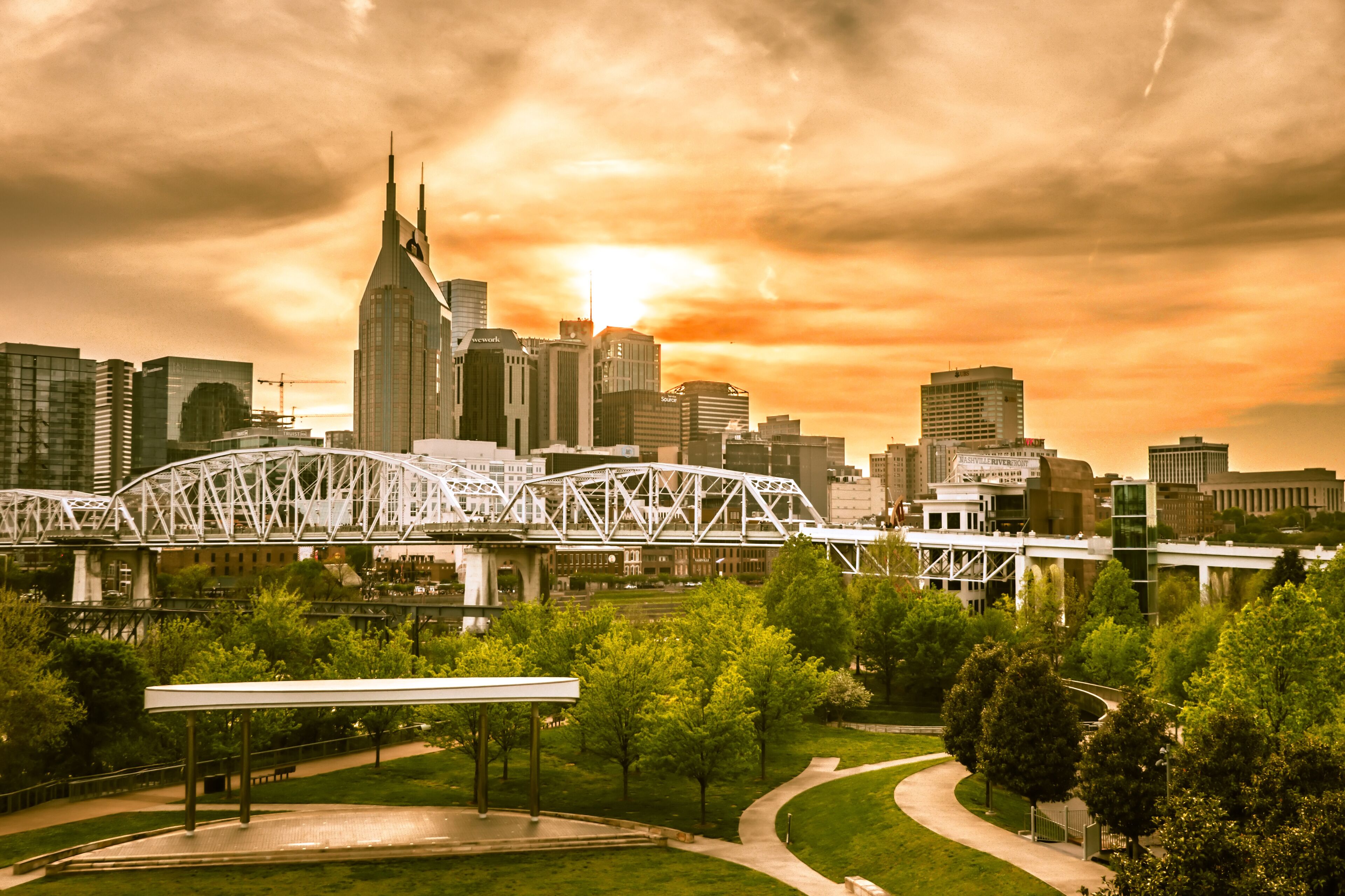 downtown nashville tennessee cityscape skyline scenes