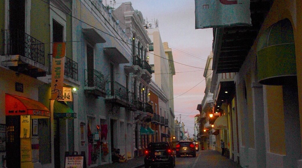 Calle Fortaleza, old San Juan #weekendgetaway #oldsanjuan #puertorico #nikond70s #islalinda #roadtrip
