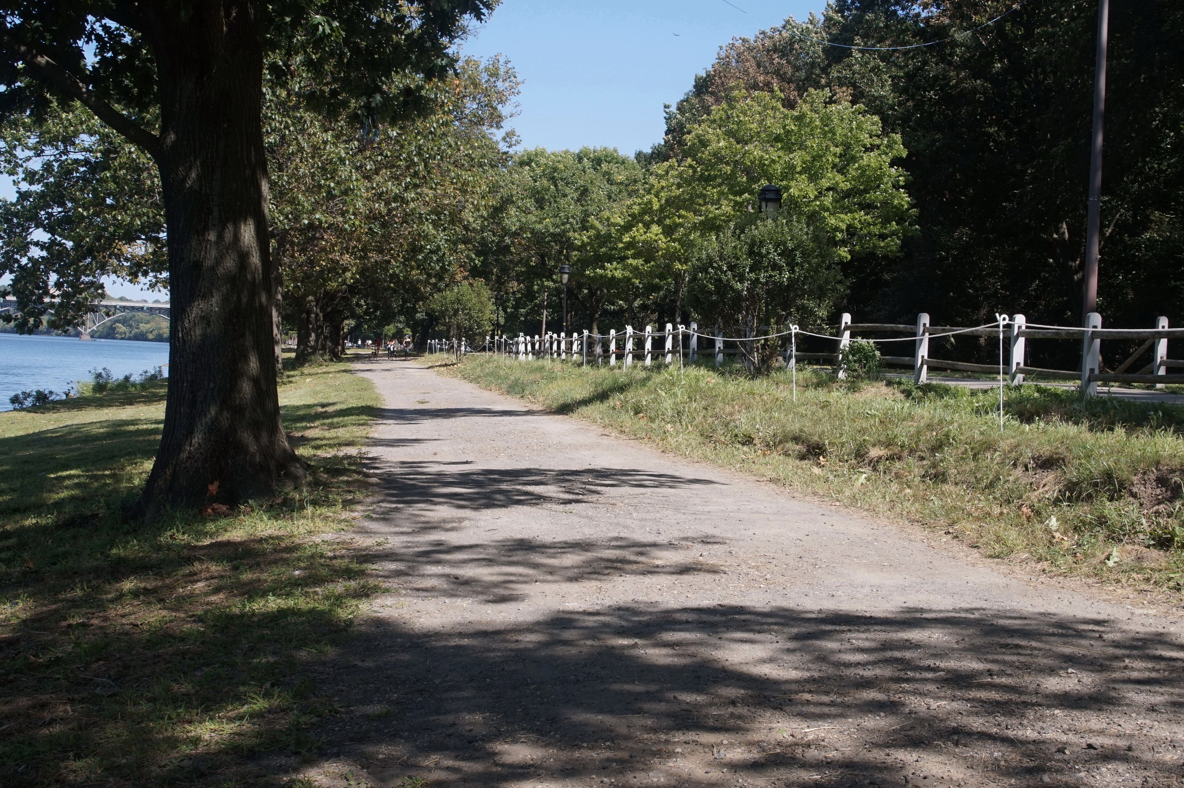 Trail from Kelly Drive to Manayunk
