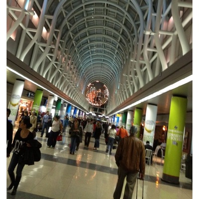 I like the architecture of this airport. I always find myself snapping pics at O'Hare