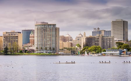 Vuelos baratos desde $248 de Bogotá a Oakland Expedia