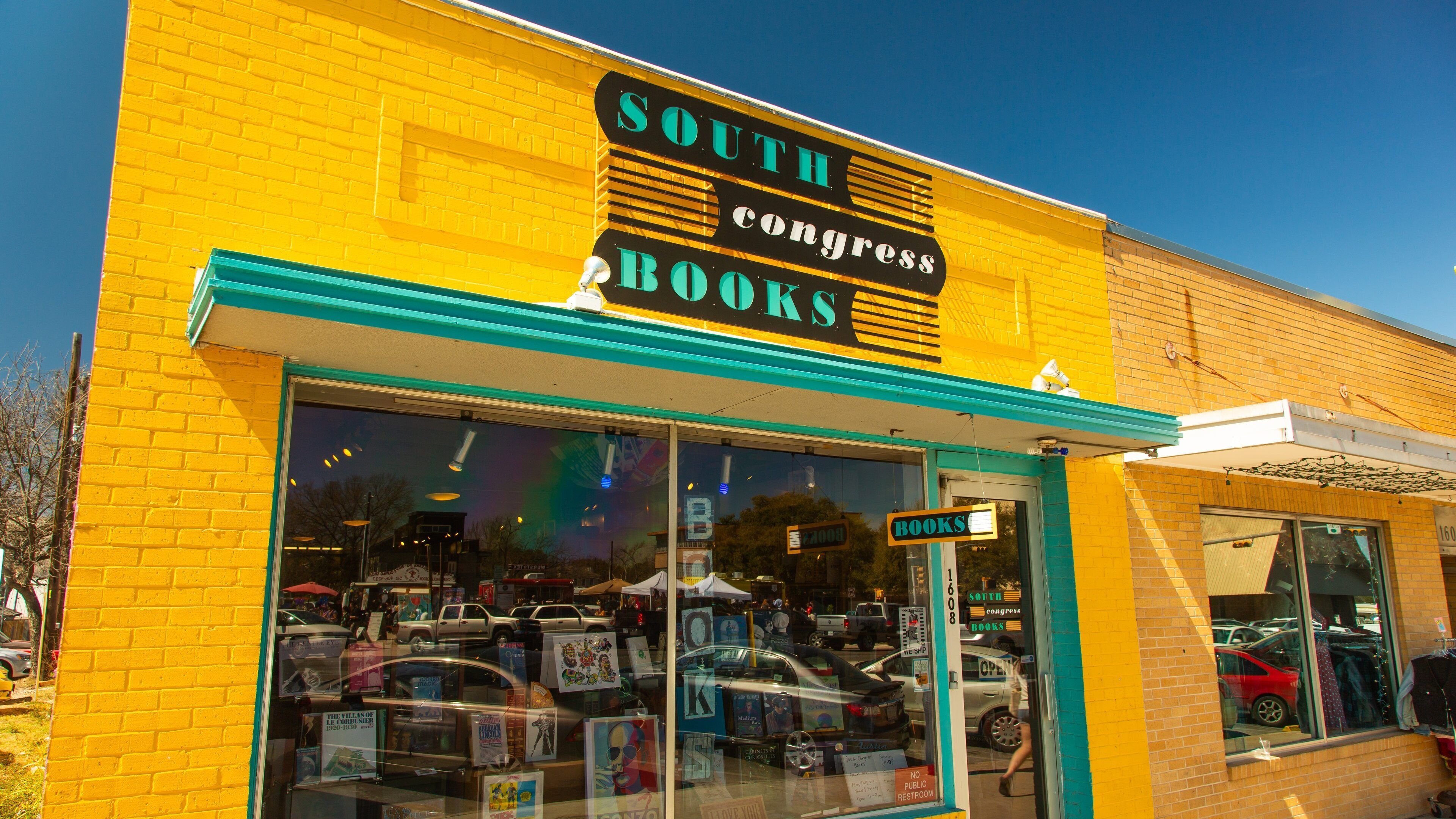 South Congress which includes signage