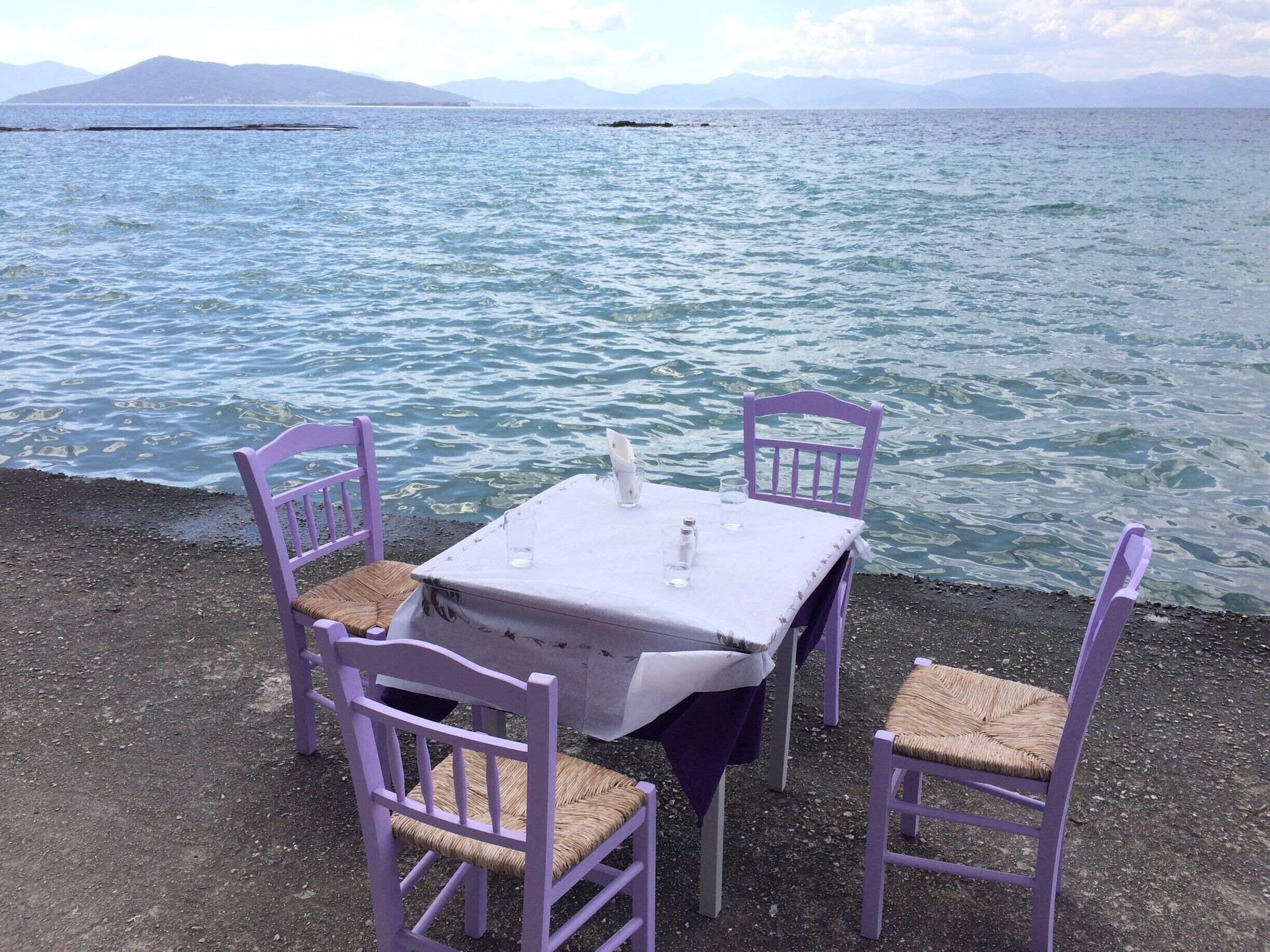 Dinner for three by the crystal clear water #blue