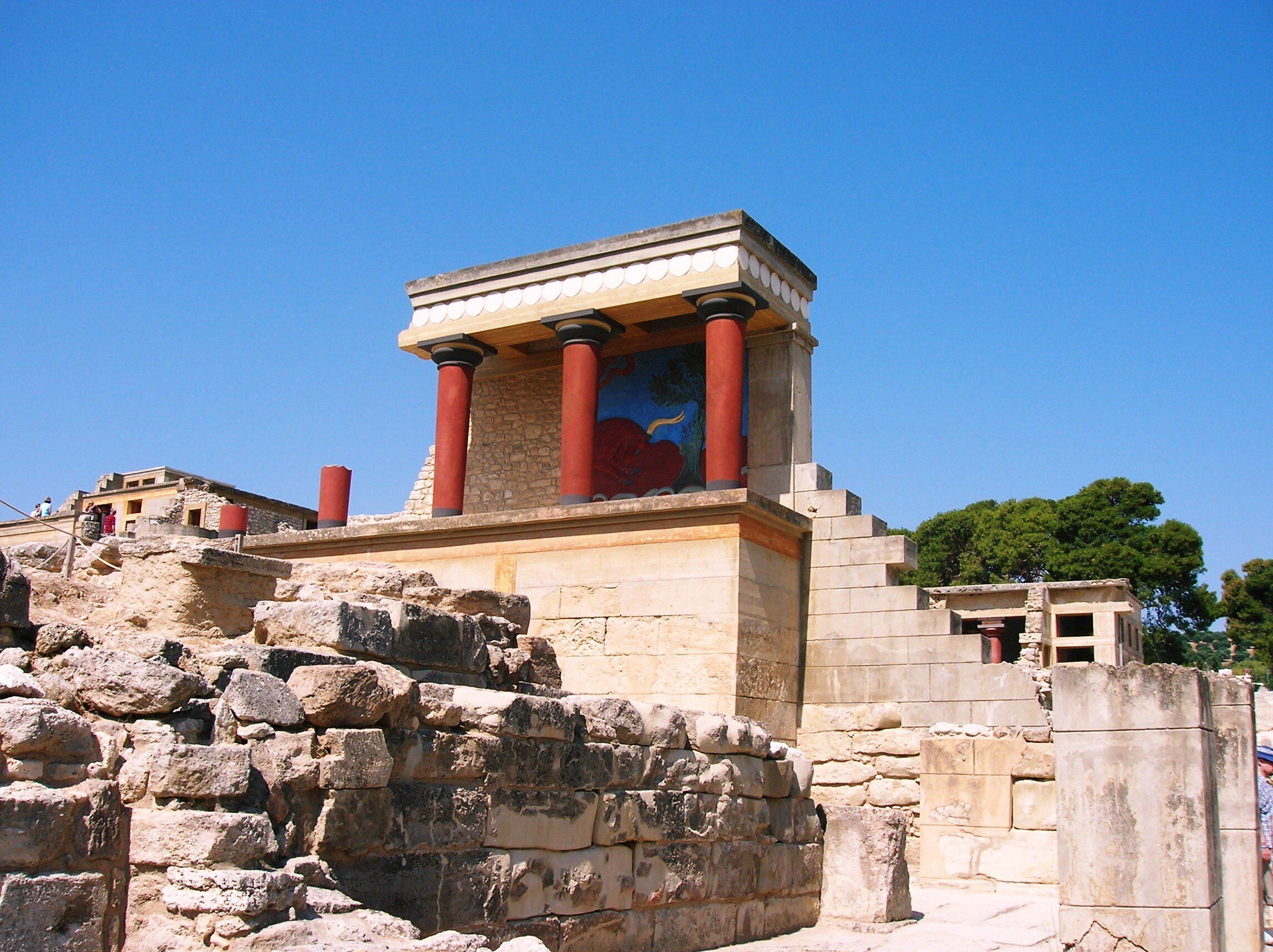 site of the labyrinth at knossos heraklion crete