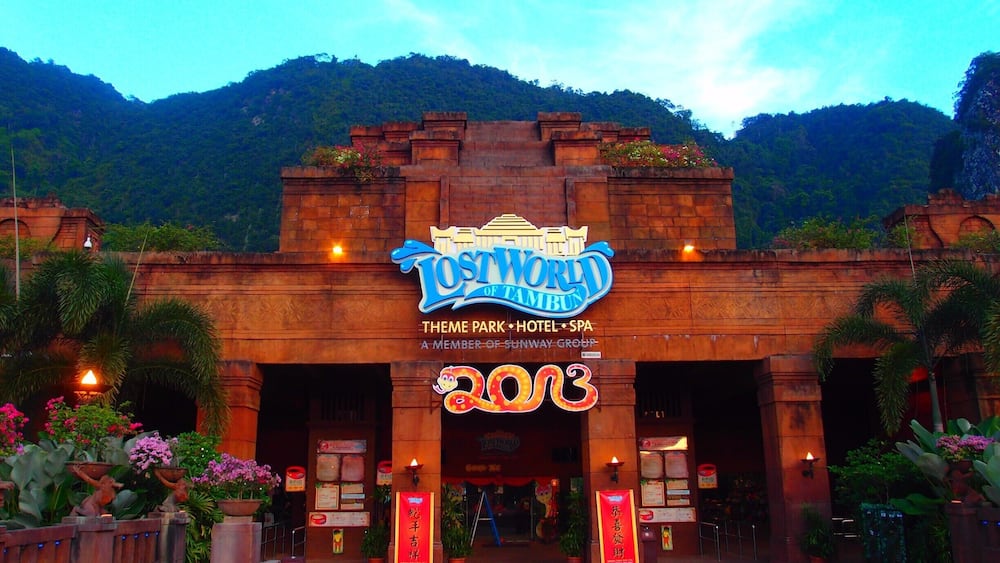 Der Eingang zum Themenpark, Hotel und Spa Lost World of Tambun.