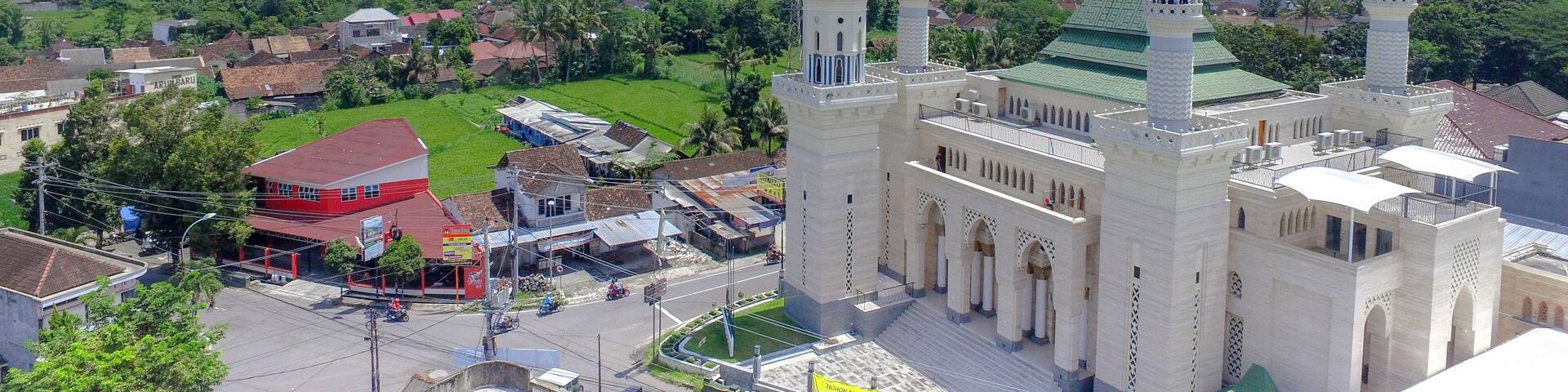 Aerial of Suciatir mosque islamic centre in Sleman Indonesia. The place for praying for moslem. Ramadhan Kharem 1441 H. Idul Fitri, Eid Al-Fit in Pandemic Covid-19