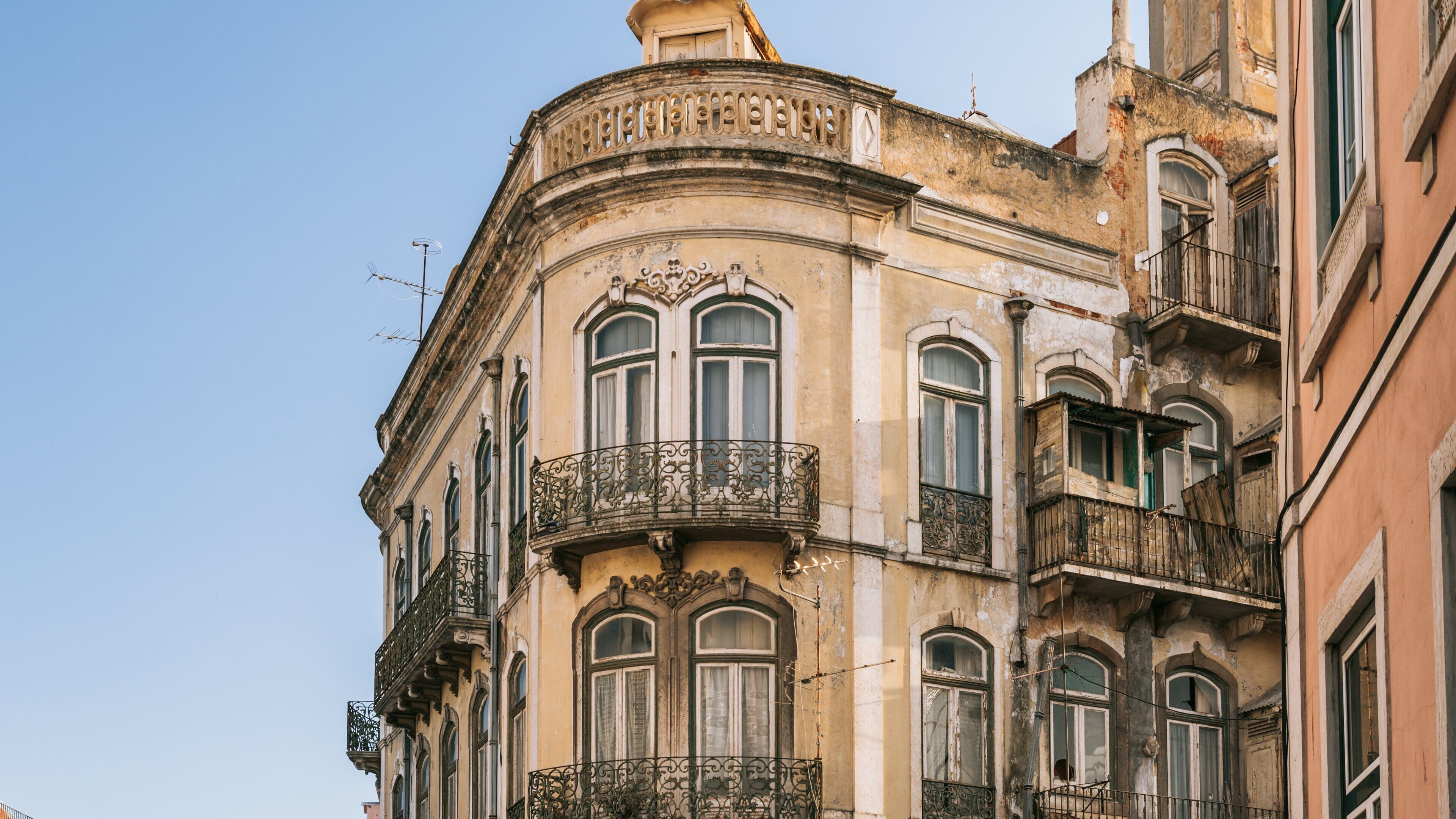 Anjos showing heritage elements