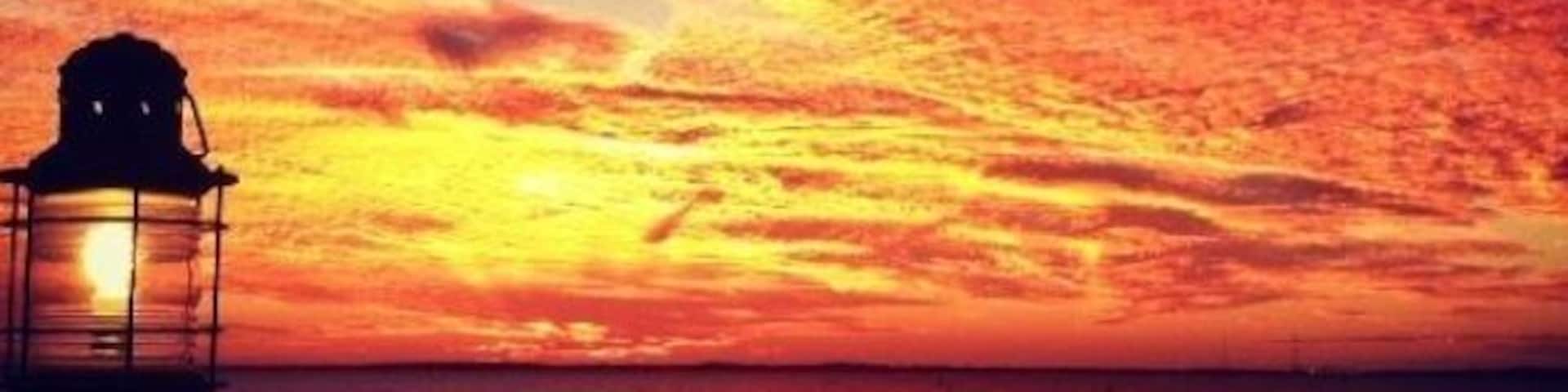 Beautiful summer sunset over the Chesapeake bay.