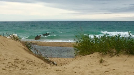 The water is so beautiful in Lake Superior