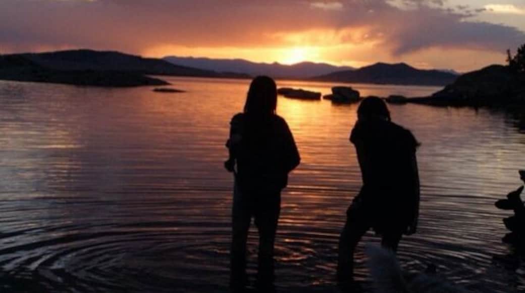 Beautiful rock formations. The best camp sites are accessible by boat or hike in only.