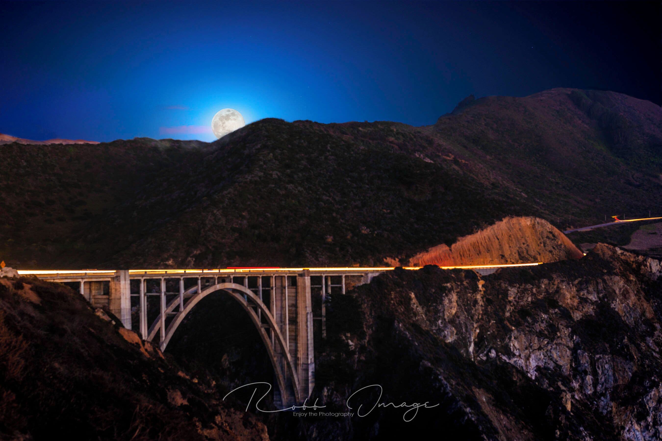 Moonrise over Bixby Bridge along Pacific Coast Hwy. Autumnal Equinox. The placed was packed until the sun went down and left me completely alone to capture this beauty.
#bigsur #pacificcoasthighway  #bvsphotogsquad #bestofig #instapassport #igtravel #follow4follow #likeforlike #travelphoto #worldcaptures #agameoftones #landscapes #californiaadventure #visitcalifornia #westcoast_exposures #skyporn