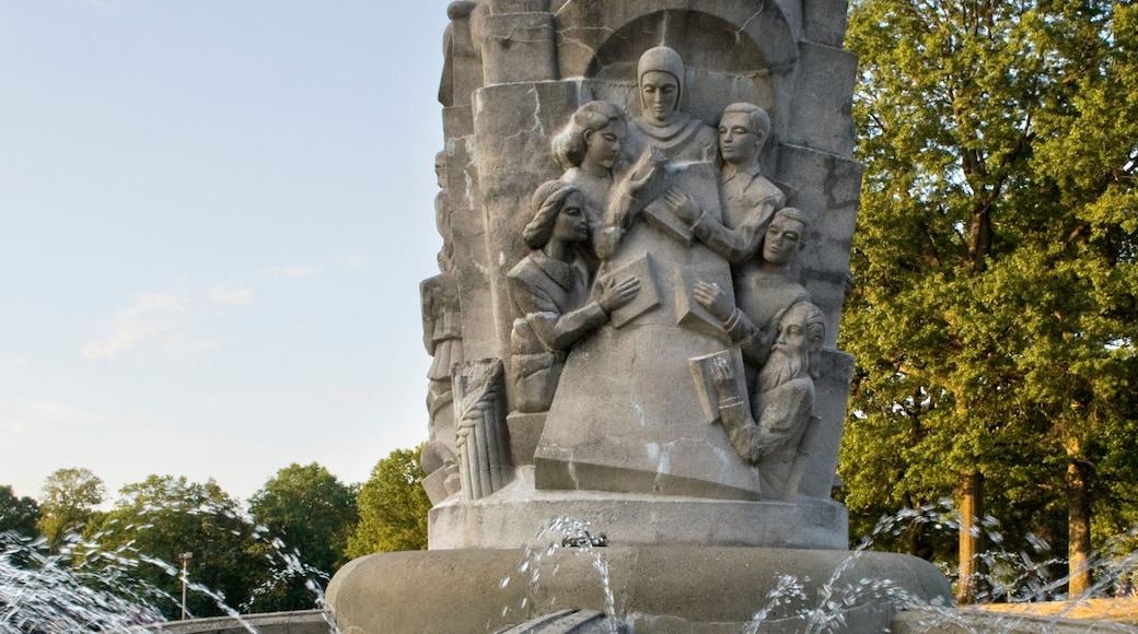 Roosevelt Park Fountain
