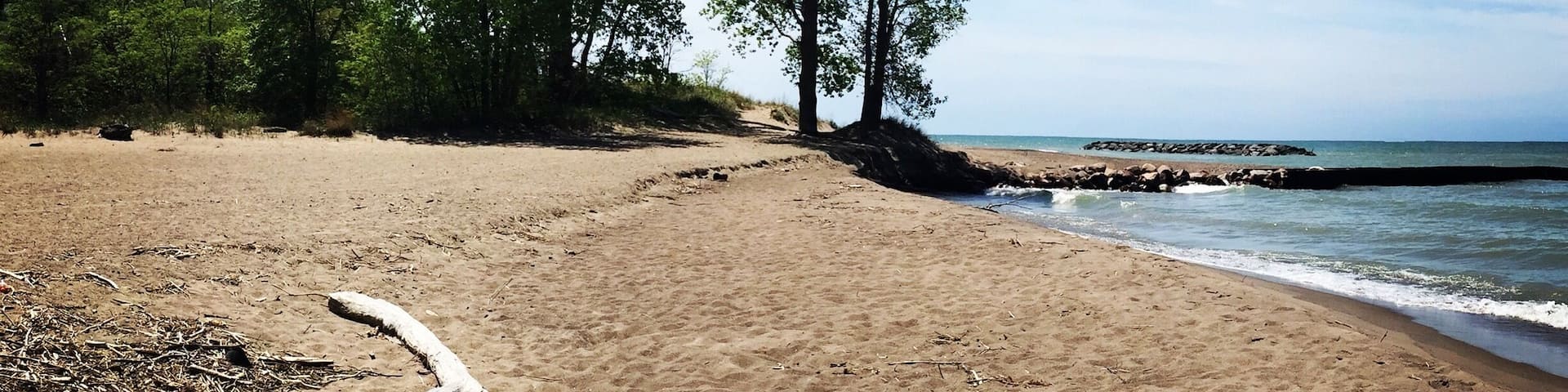 Post luncheon stroll. #travelbug #wayfarer #wanderlust #gadabout #beach #presqueile #southshore #lakeerie #pennsylvania #naturewalk #nature