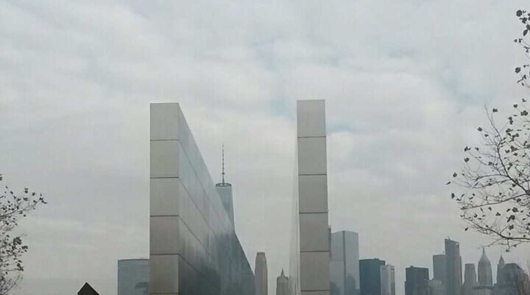 For the deed People who lived in new Jersey and died in the twin towers