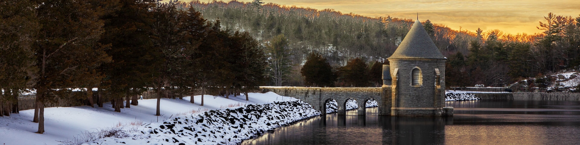 Saville Dam Gatehouse at Barkhamsted
