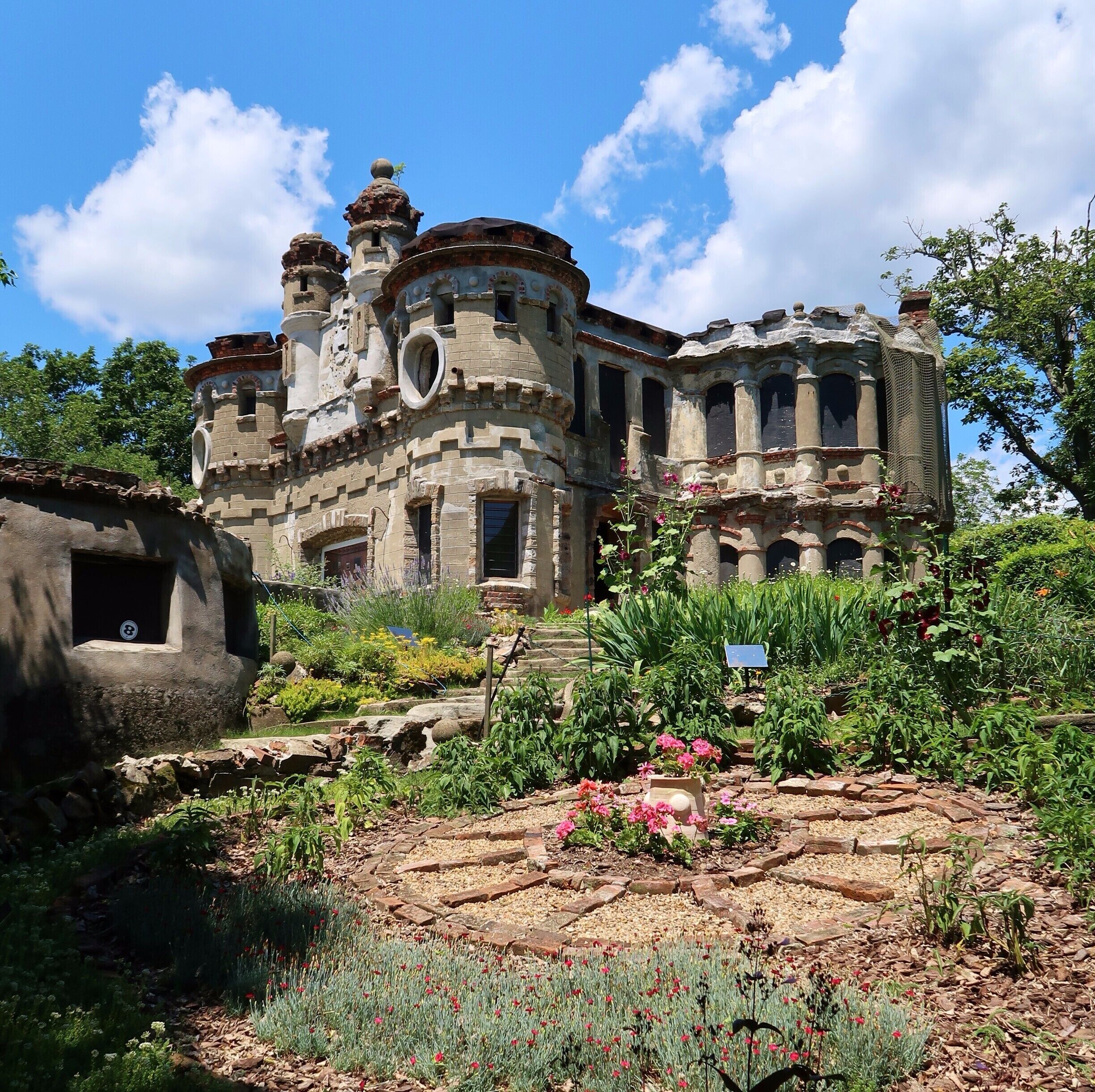 The old Bannerman Castle, largely damaged by a big explosion, still stands in part on the small island in the Hudson Highlands.
#instone