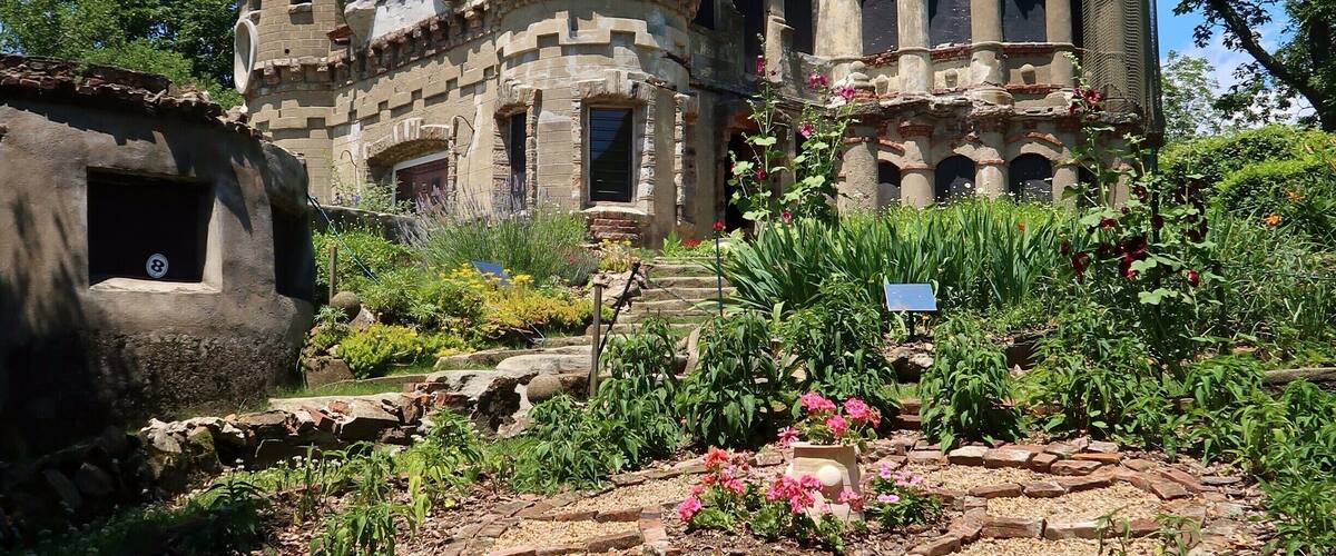 The old Bannerman Castle, largely damaged by a big explosion, still stands in part on the small island in the Hudson Highlands.
#instone