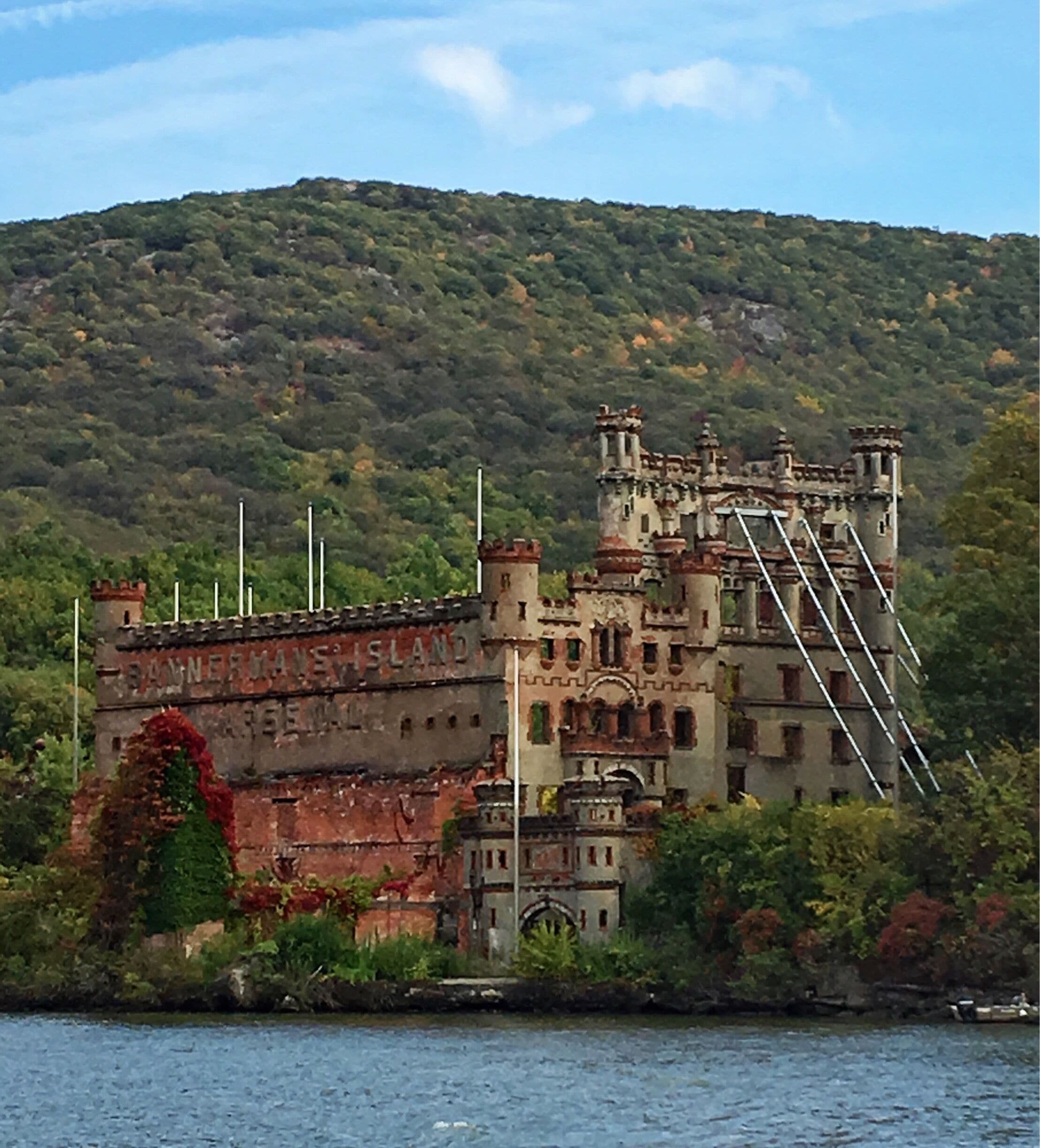 Bannerman Castle sits beautiful and abandoned in the Hudson River
