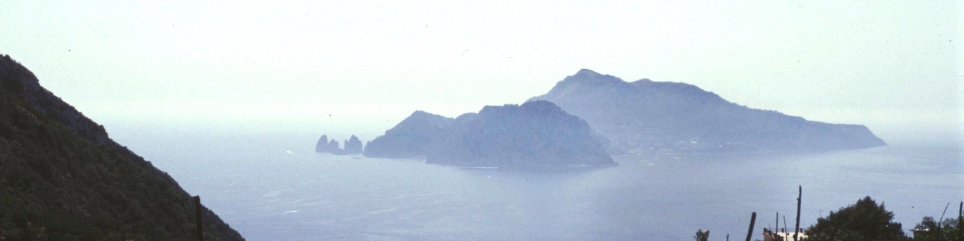 Italie Punta Campanella Vue Capri