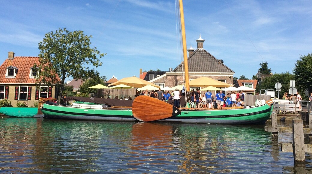 A so called skûtsje at Gaastmeer (Lake Gaast) Friesland. Former cargo ships who are used for sailing races nowadays.
cities in Friesland yearly compete with each other in August, having their own skûtsje (skutsje silen)