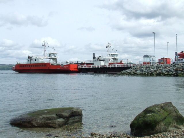 Hunter's Quay View of the new linkspan from the adjacent beach.
