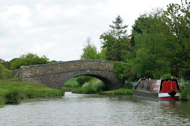 Hungerfield Bridge, Bridge No 35 over Oxford Canal southwest of Easenhall, Warwickshire. It carries a farm track and a public footpath.