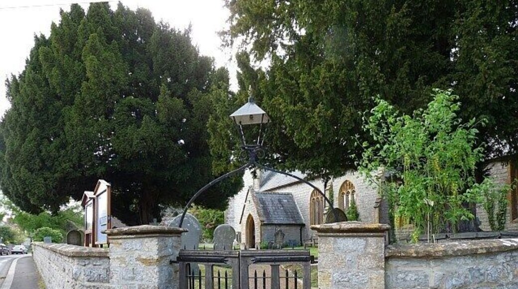 Churchyard gate, Drayton The two yew trees, which are mentioned in the Doomsday Book, are said to be among the oldest in the diocese.