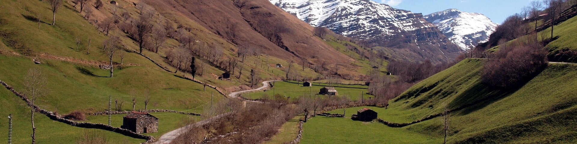 View Miera River in the hamlet of Secadía in the town of La Concha, municipality of San Roque de Rio Miera. Cantabria, Spain