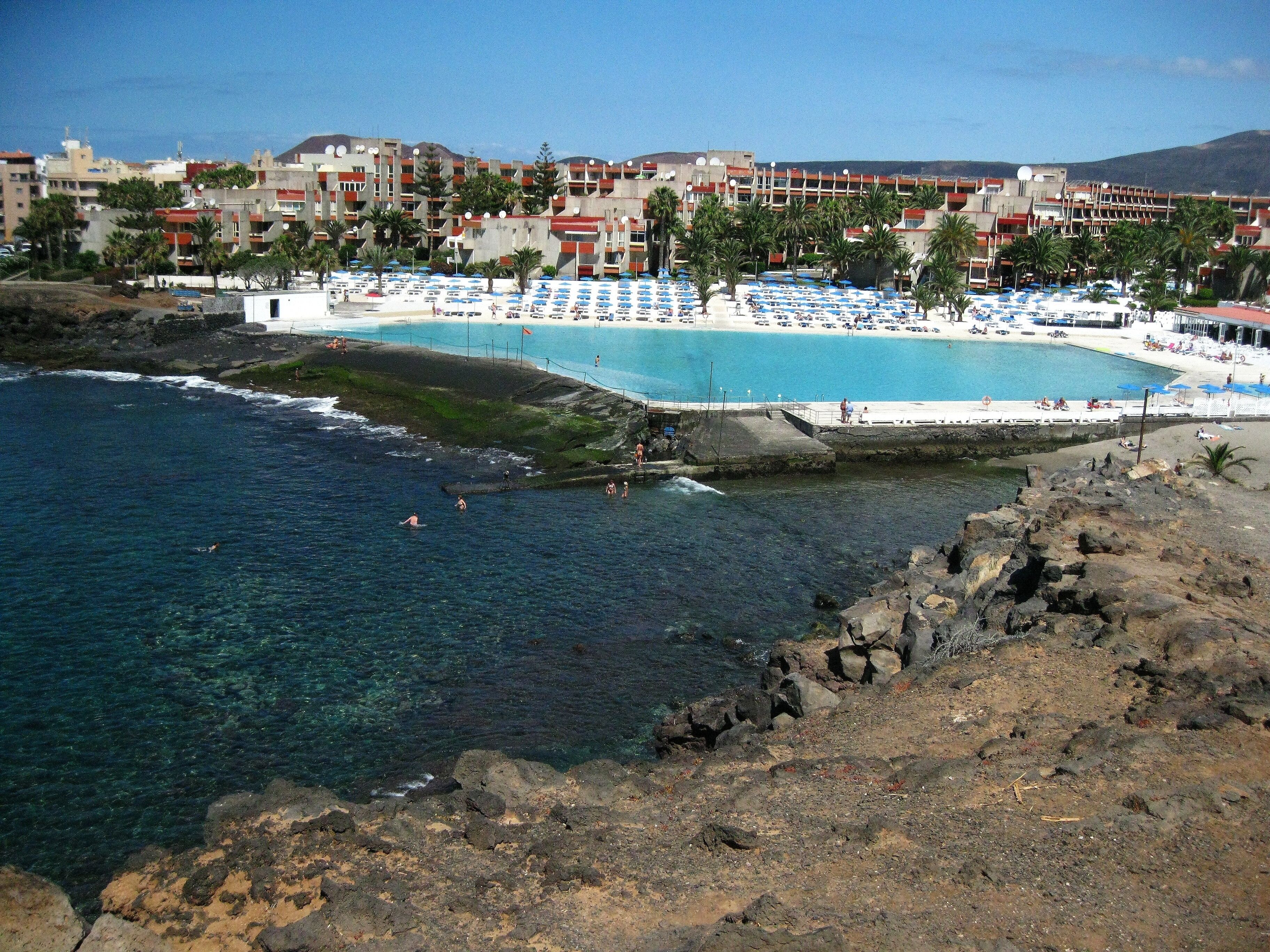 Teneriffa - Süd - La Galletas - Unterkunft mit kleinem Strand