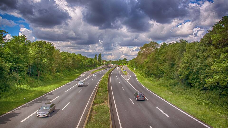A part of Mülheim an der Ruhr - view highway A40