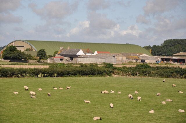 Batslays Farm and hangar