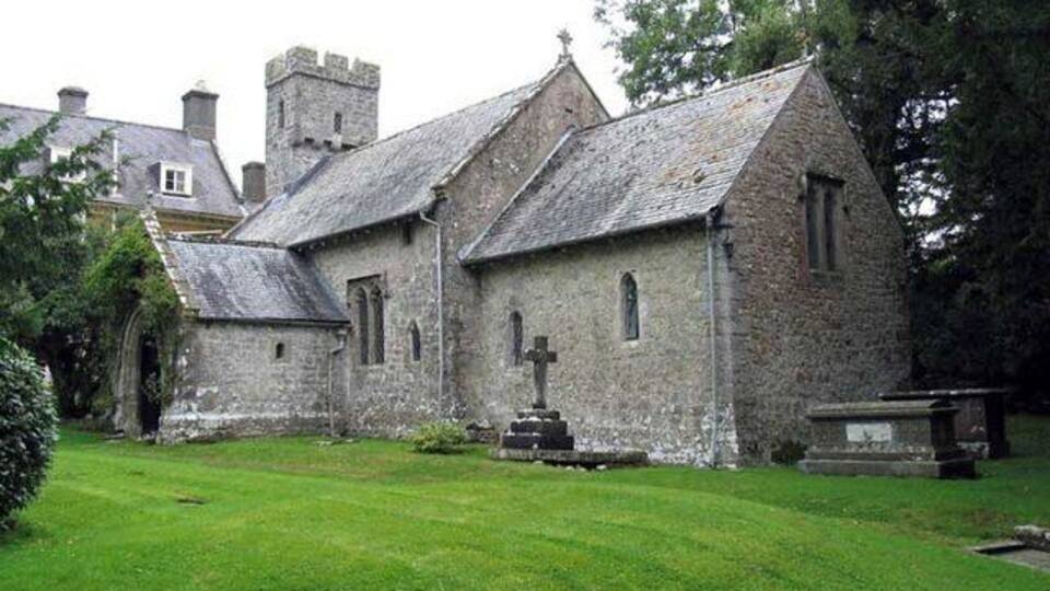 St Giles, Gileston, Glamorgan, Wales This important church is locked but ring one of the wardens and they will be only to please to open up for you - see 544746