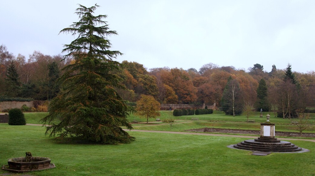 Newstead Abbey Gardens, Ravenshead, Notts