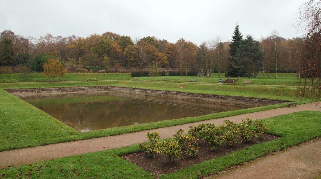 Newstead Abbey Gardens, Ravenshead, Notts