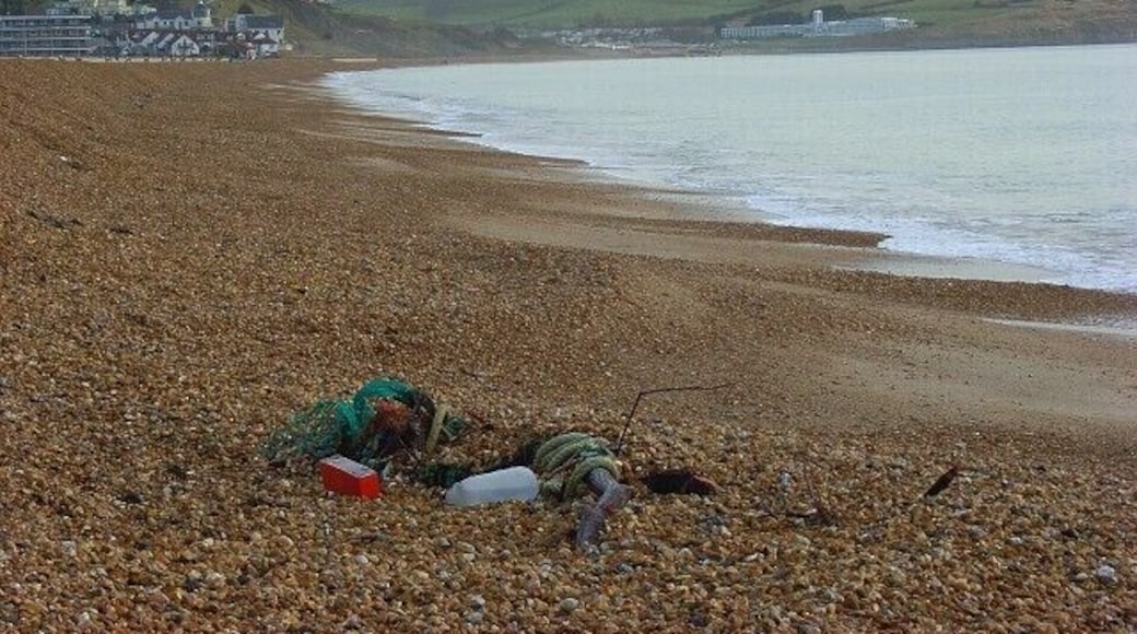 Preston and Overcombe Beach Overcombe starts on the left and goes inland from there. The hotel at Bowleaze Cove is towards the right.