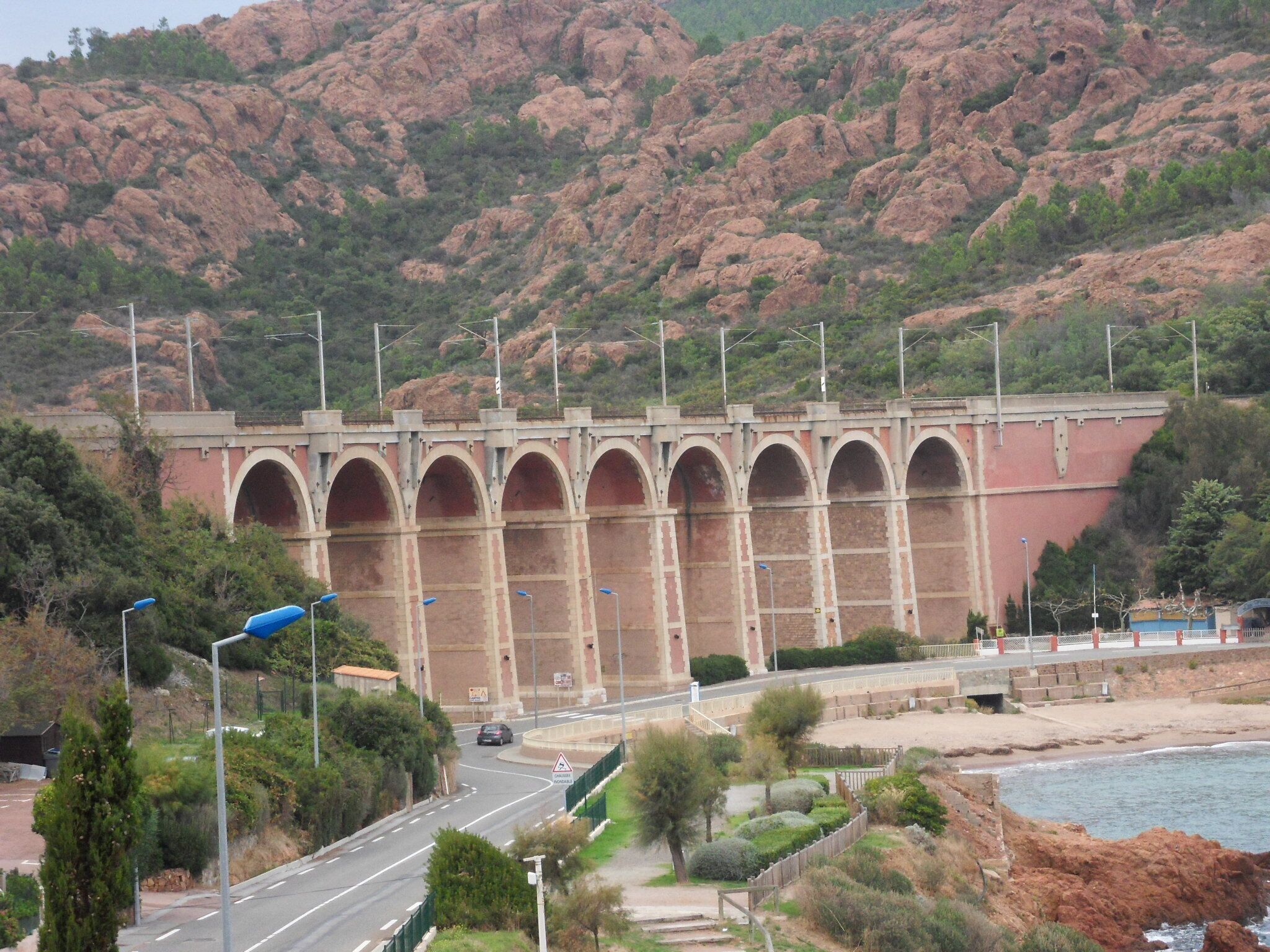 Viaduc d'Anthéor, Commune de Saint-Raphaël (Var) entre gare du Trayas et Gare d'Anthéor-Cap-Roux. France. - ligne de Marseille-Saint-Charles à Vintimille (frontière)