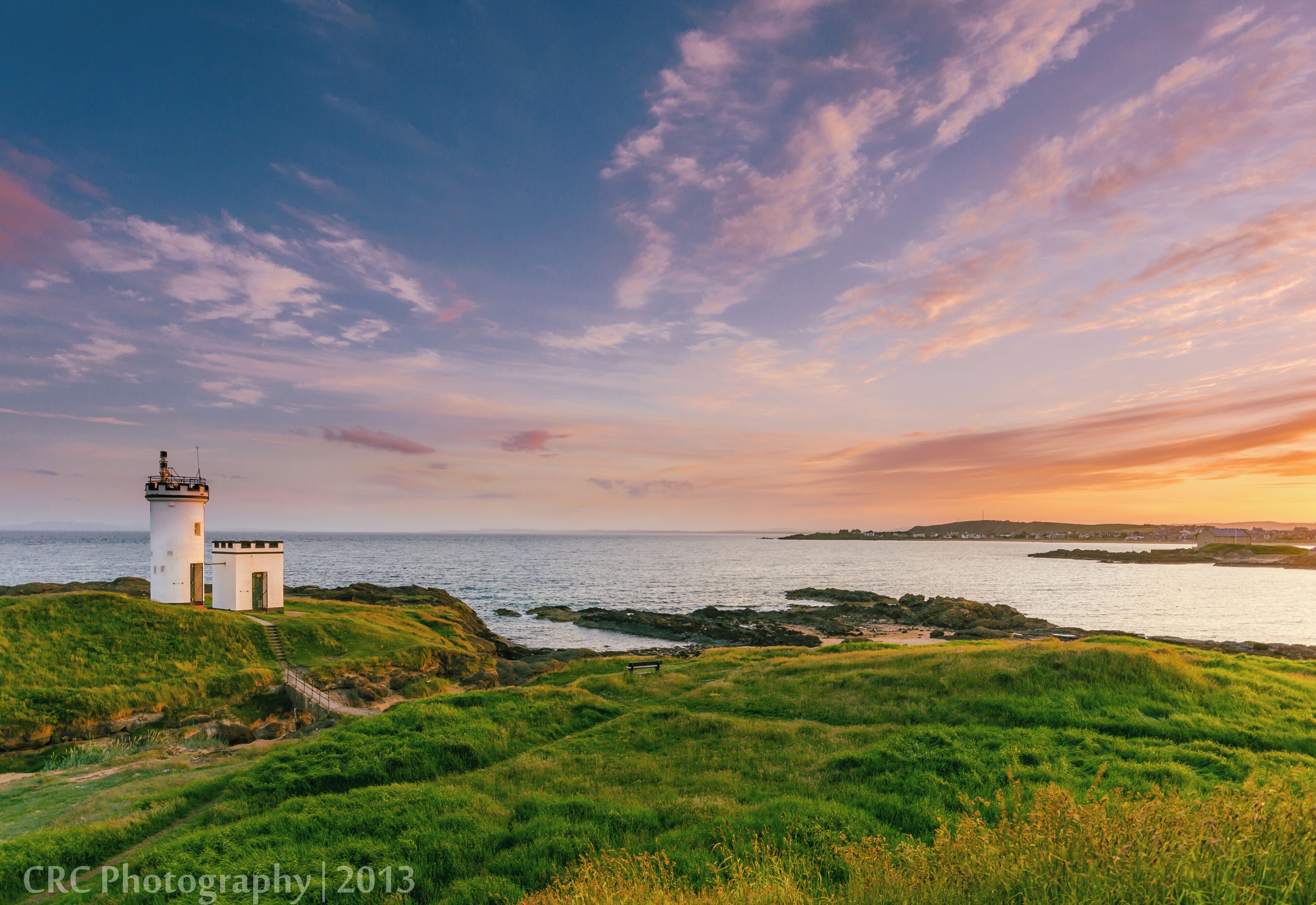 After reading about how to use the curves in Lightroom in a magazine article (NPhoto) I had a go at this shot from scratch. Quite pleased with it.