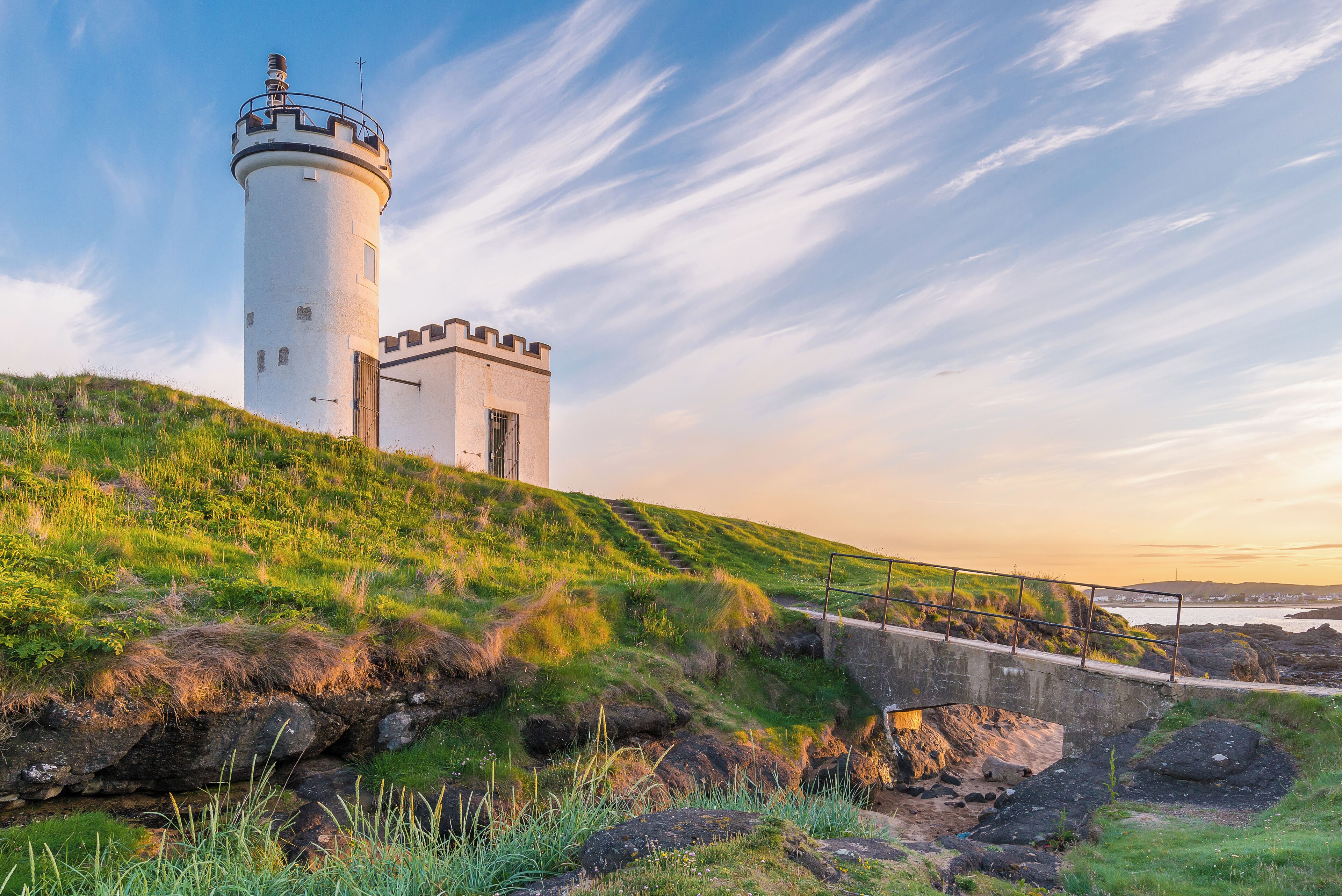 I love Elie. Shame I left early and missed the amazing show about half an hour after sunset.