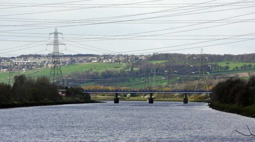 River Tyne below Newburn Bridge, near to Newburn, Newcastle Upon Tyne, Great Britain. Heddon on the Wall can be seen up on the far hill. Similar location to <a href="https://www.geograph.org.uk/photo/235277">NZ1764 : Newburn Riverside</a> with the big lens attached.